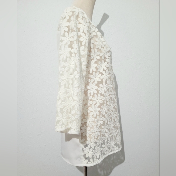 Women’s White Floral Lace Tunic Top Sheer 3/4 Sleeve Boho Blouse Medium - Picture 3 of 8